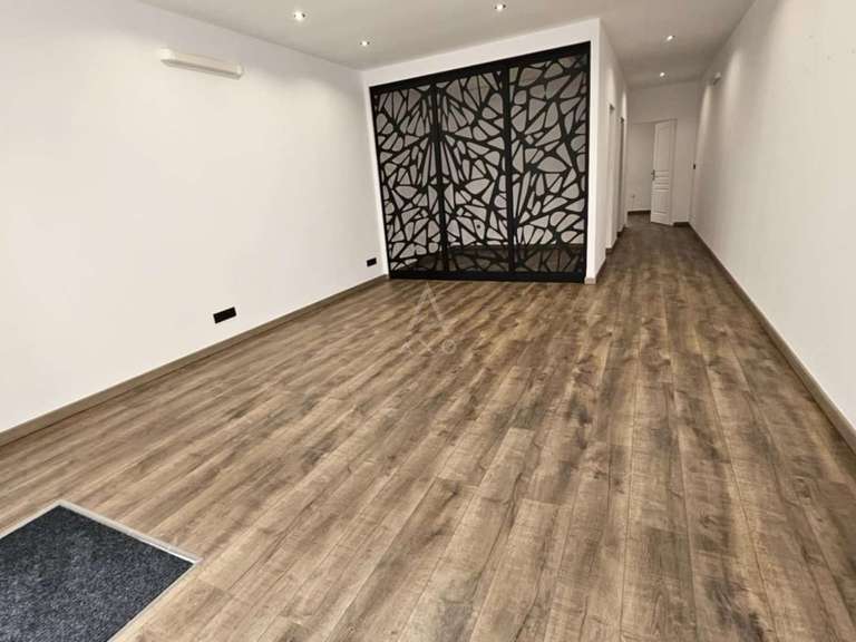 House Albertville