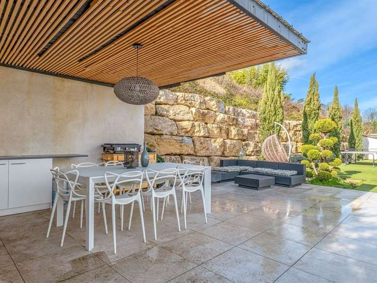 Maison Albigny-sur-Saône - 215m²