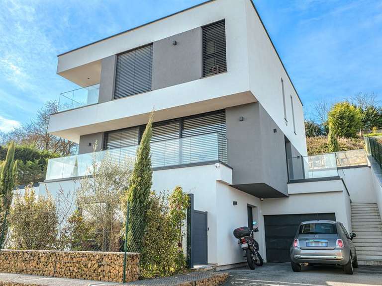 House Albigny-sur-Saône - 215m²