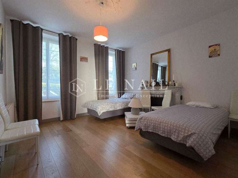 Mansion Alençon - 7 bedrooms - 450m²