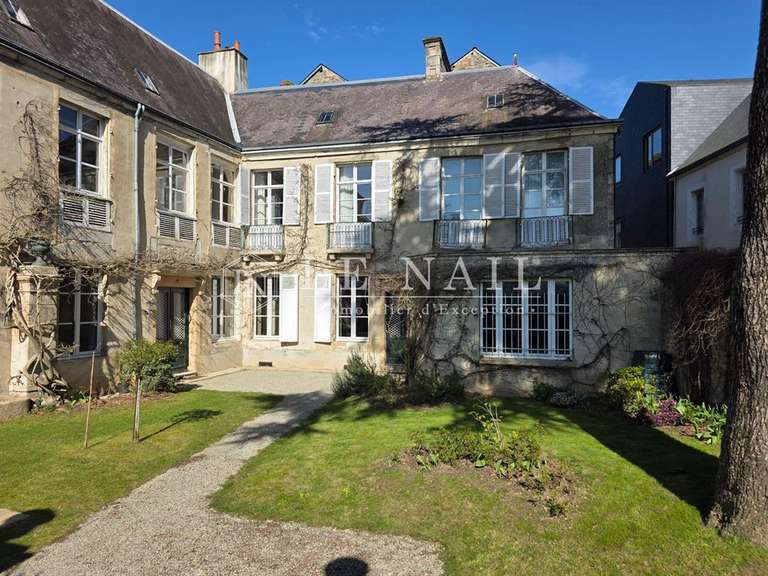 Maison Alençon - 7 chambres - 426m²