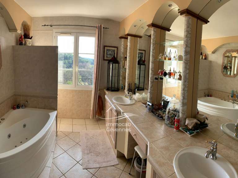 Villa Alès - 3 chambres - 176m²