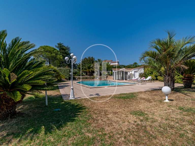 Villa Alès - 3 bedrooms - 164m²