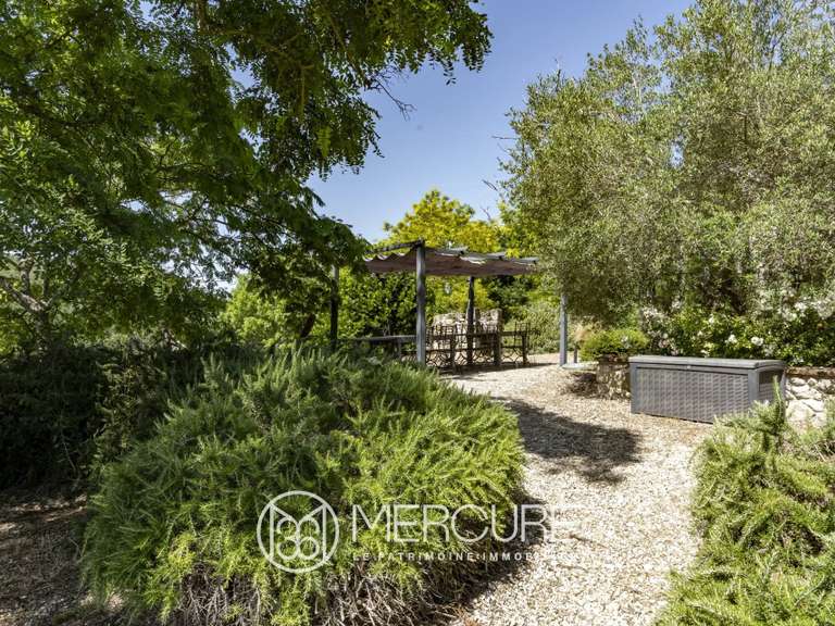 Propriété Algans - 6 chambres - 450m²