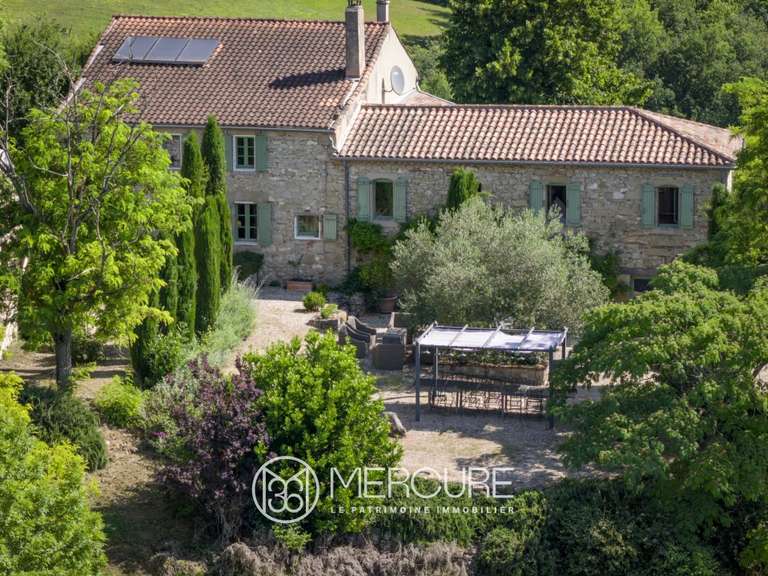 Propriété Algans - 6 chambres - 450m²