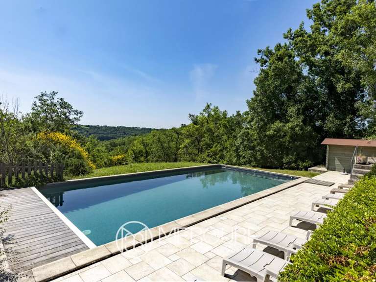 Propriété Algans - 6 chambres - 450m²