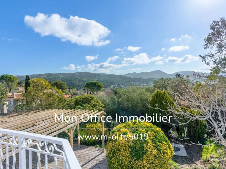Apartment Allauch - 4 bedrooms - 198m²