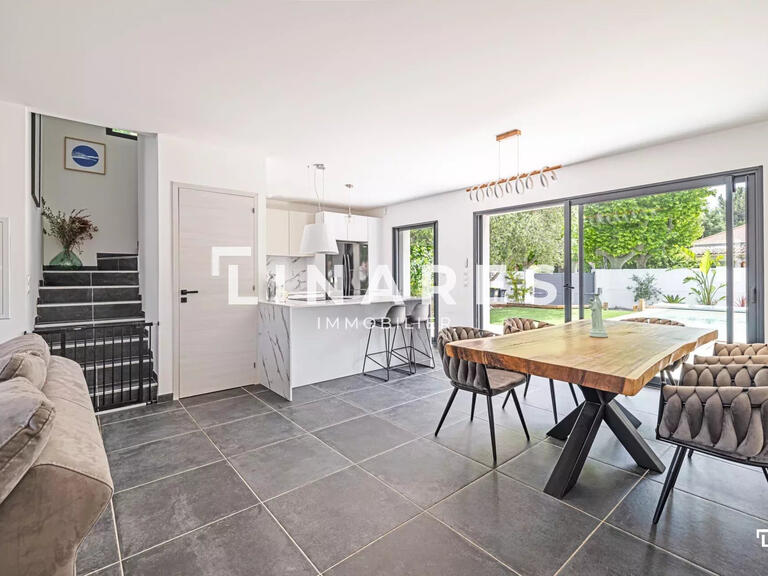 House Allauch - 3 bedrooms - 97m²