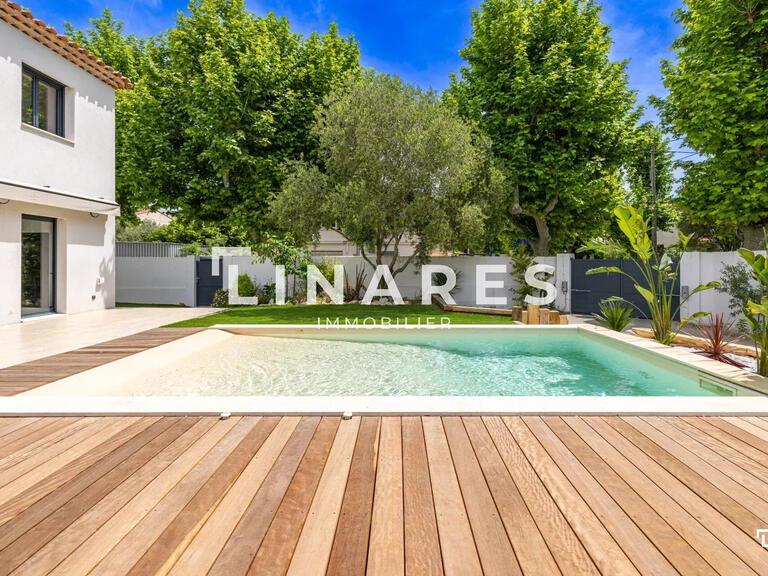 House Allauch - 3 bedrooms - 97m²