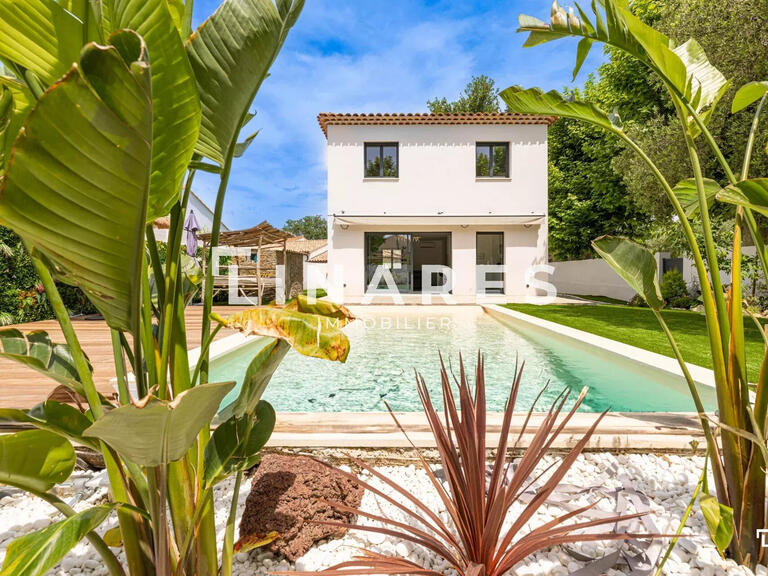 House Allauch - 3 bedrooms - 97m²