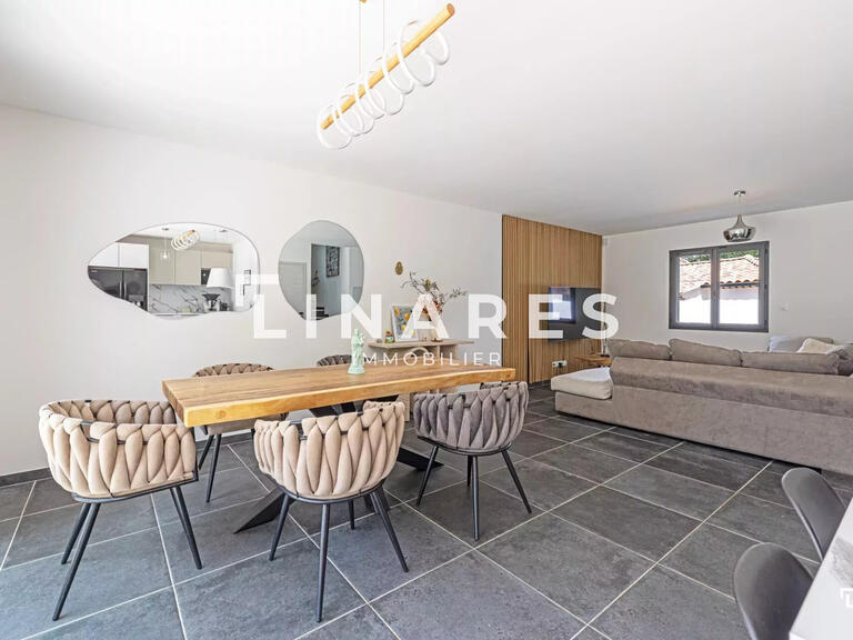 House Allauch - 3 bedrooms - 97m²