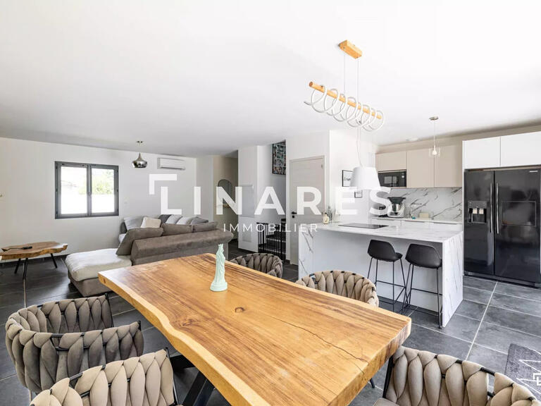 House Allauch - 3 bedrooms - 97m²