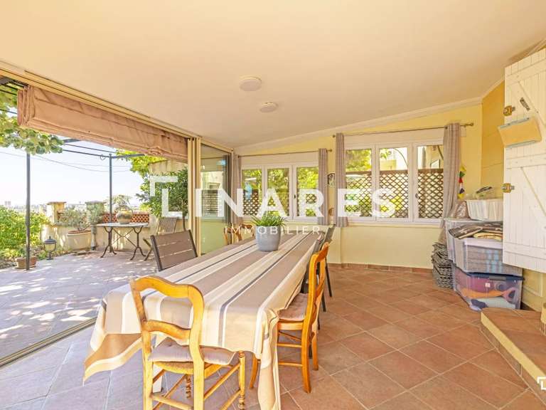 House Allauch - 4 bedrooms - 173m²