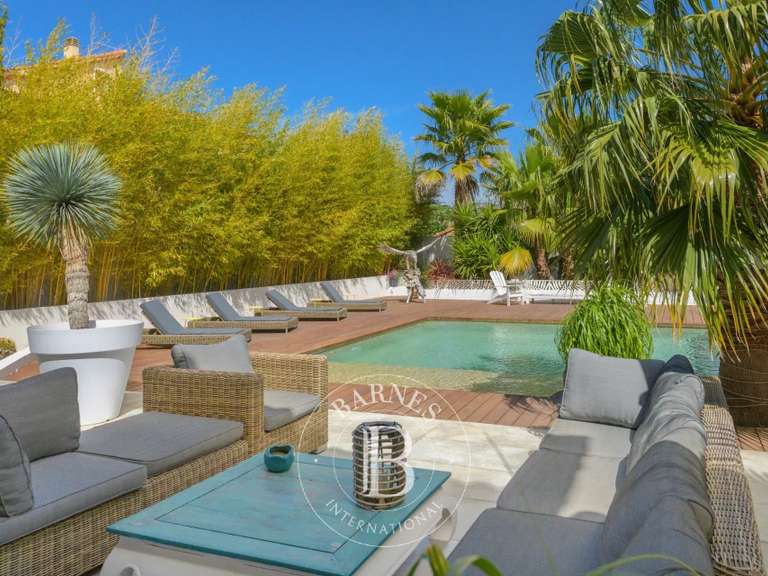 House Allauch - 4 bedrooms - 176m²