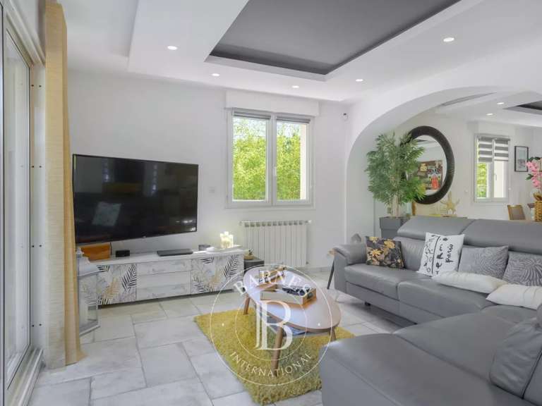 House Allauch - 4 bedrooms - 176m²