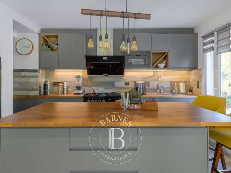 House Allauch - 4 bedrooms - 176m²