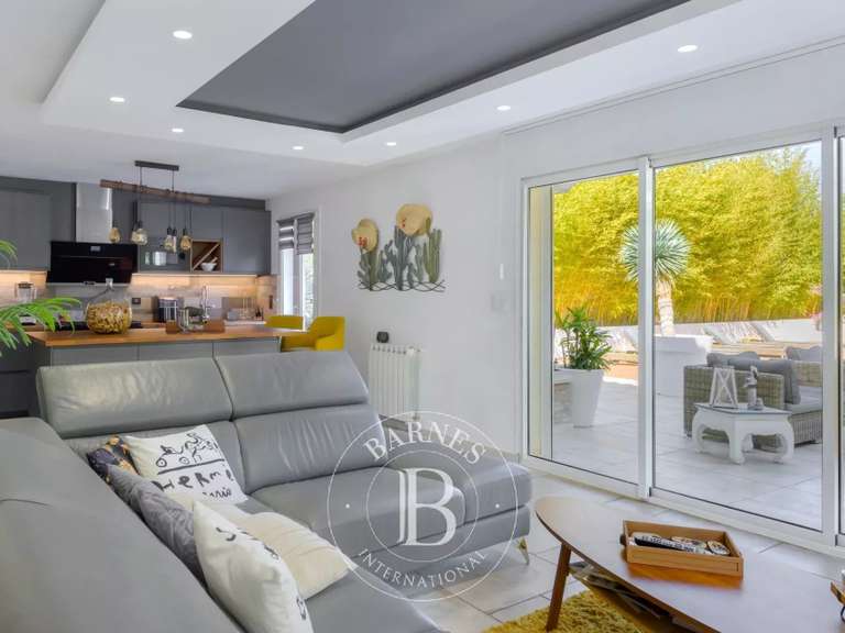 House Allauch - 4 bedrooms - 176m²