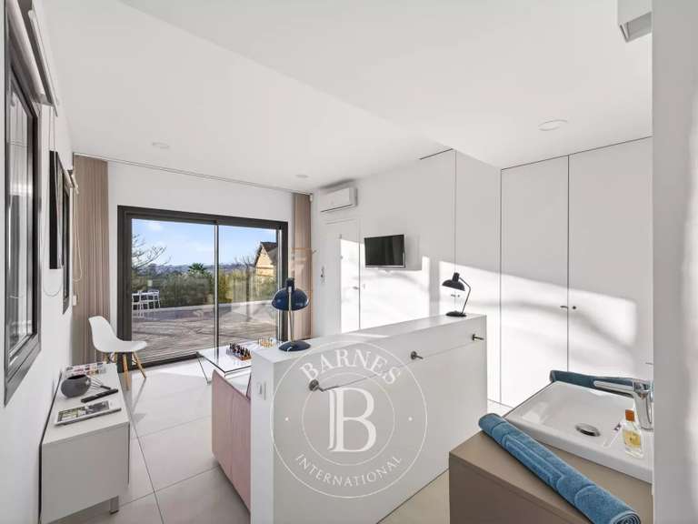 House Allauch - 4 bedrooms - 217m²