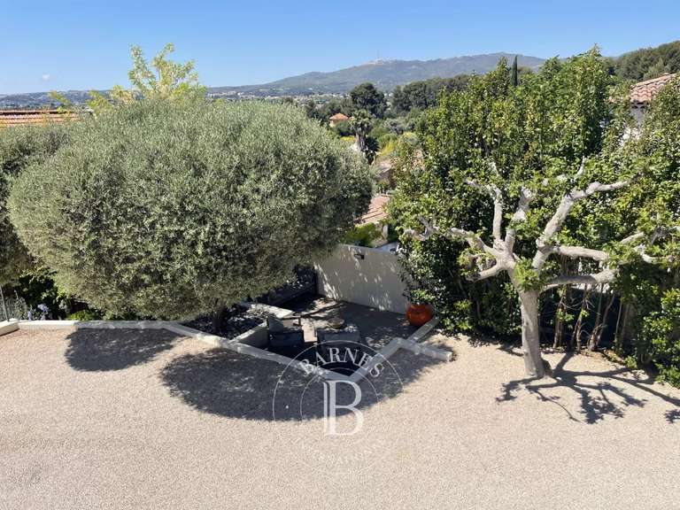 House Allauch - 4 bedrooms - 217m²