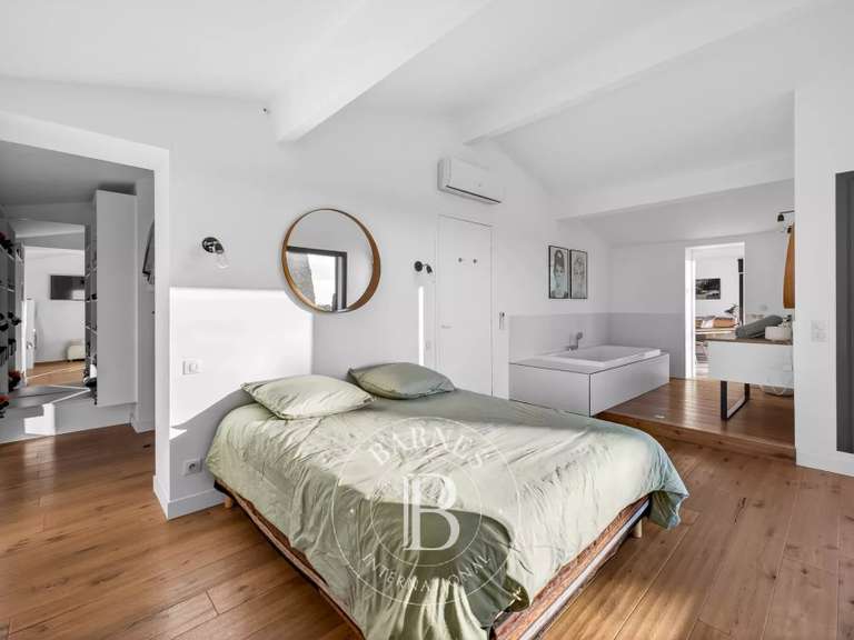 House Allauch - 4 bedrooms - 217m²