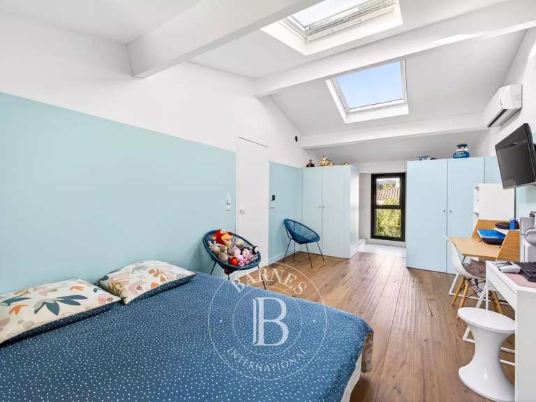 House Allauch - 4 bedrooms - 217m²