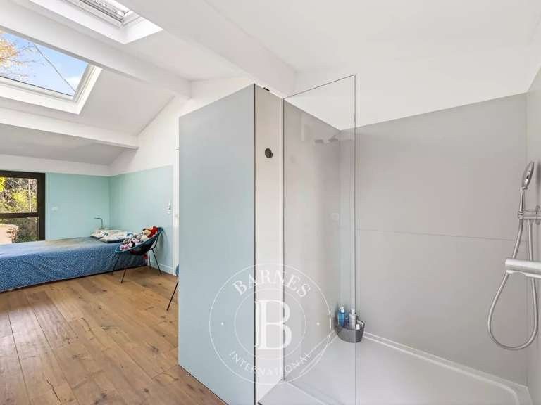 House Allauch - 4 bedrooms - 217m²