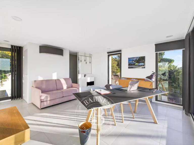 House Allauch - 4 bedrooms - 217m²