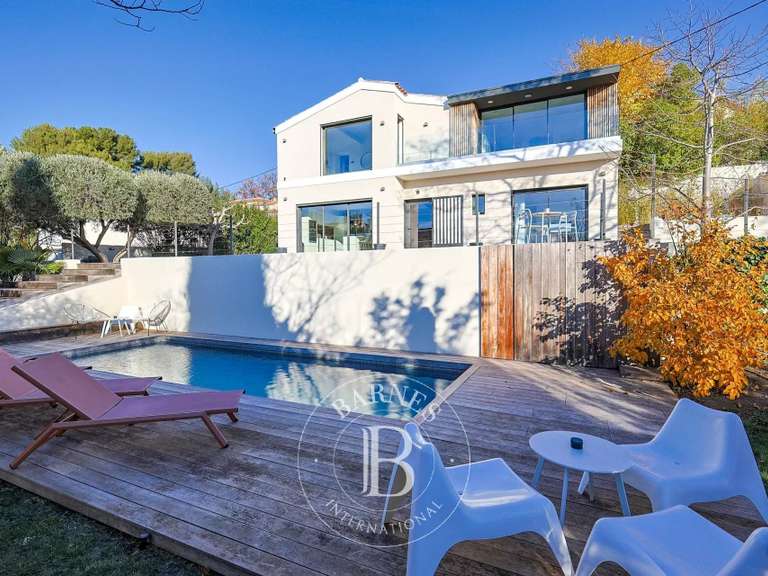 Maison Allauch - 4 chambres - 217m²