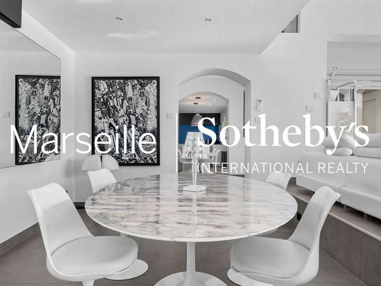 House Allauch - 3 bedrooms - 286m²