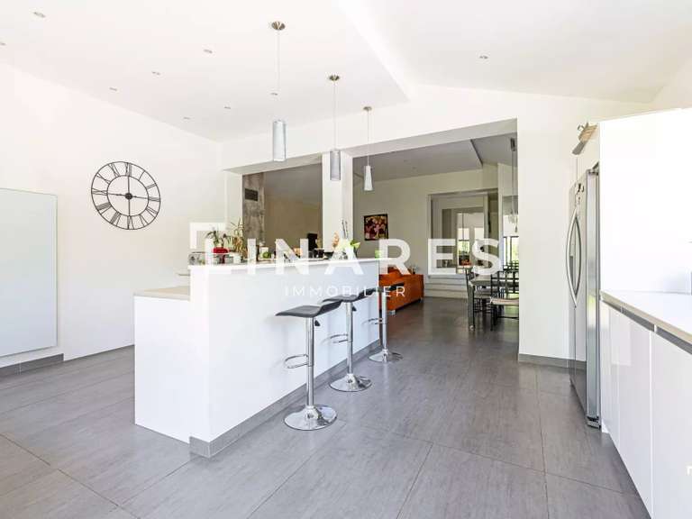 Maison Allauch - 4 chambres - 151m²