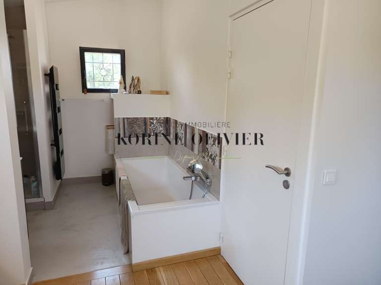 Maison Allauch - 4 chambres - 151m²