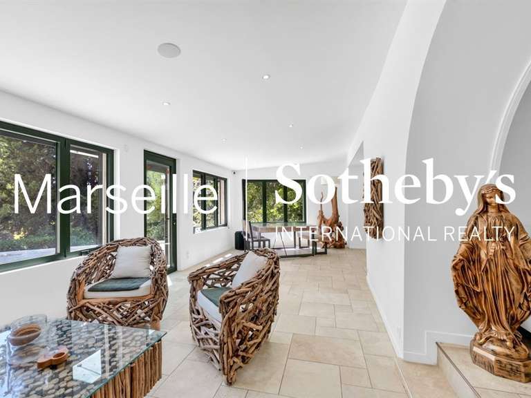 Maison Allauch - 5 chambres - 282m²