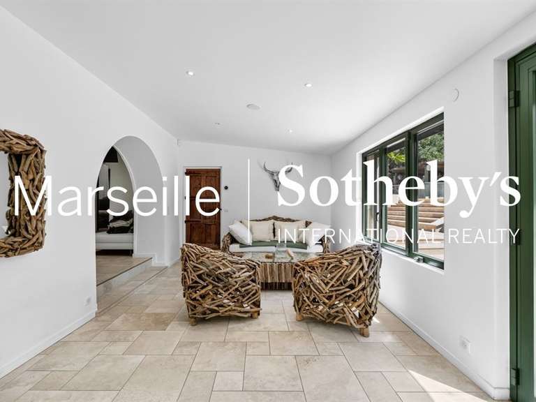 Maison Allauch - 5 chambres - 282m²