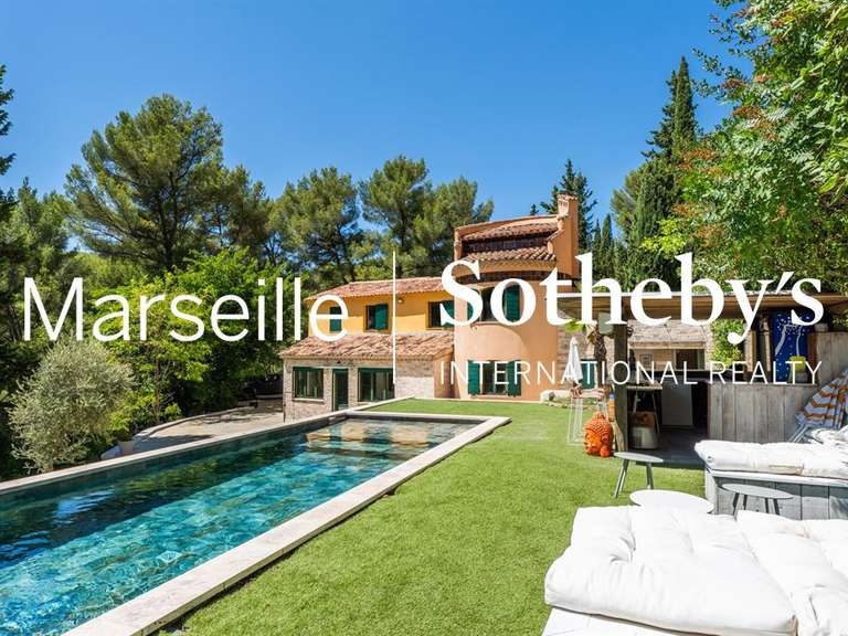 Maison Allauch - 5 chambres - 282m²