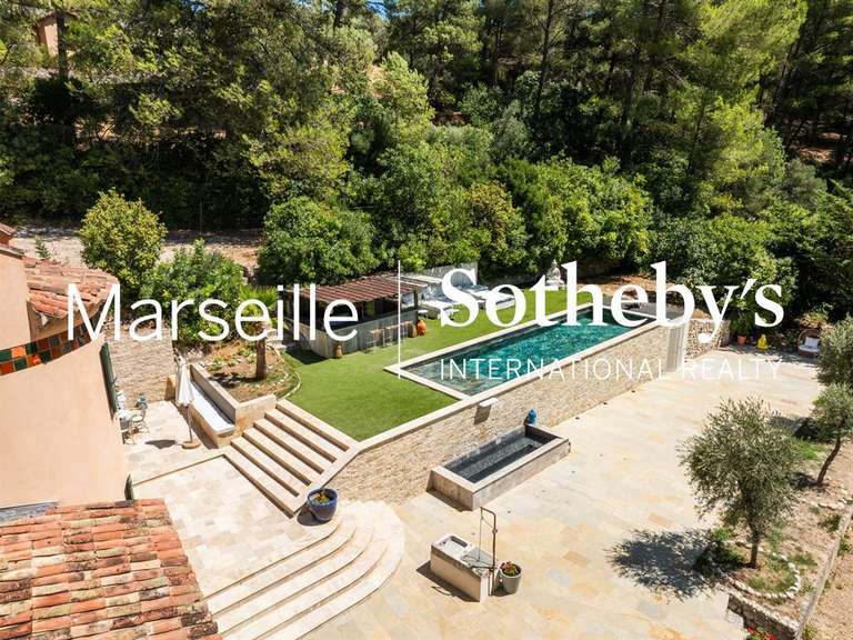Maison Allauch - 5 chambres - 282m²