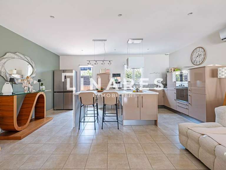 House Allauch - 4 bedrooms - 126m²