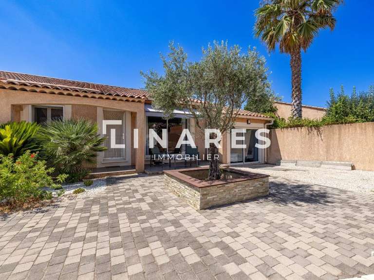House Allauch - 4 bedrooms - 126m²