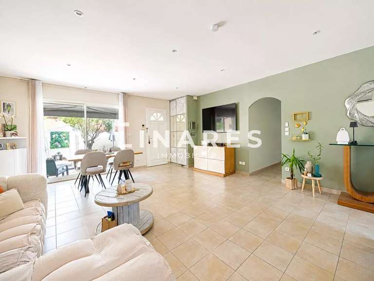 House Allauch - 4 bedrooms - 126m²