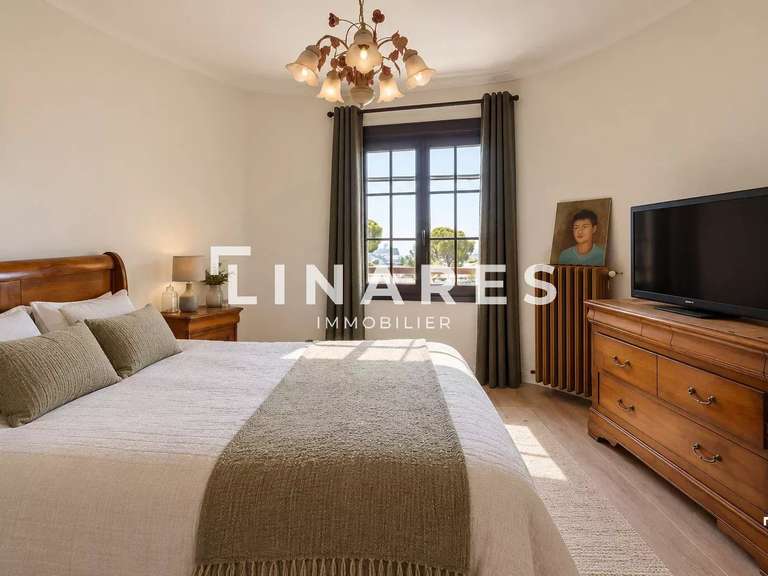 Maison Allauch - 5 chambres - 214m²