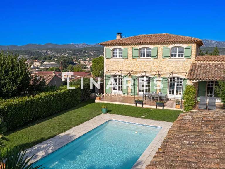 Villa Allauch - 4 bedrooms - 160m²