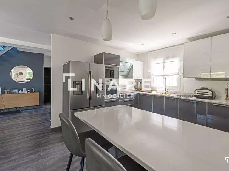 Villa Allauch - 5 bedrooms - 220m²