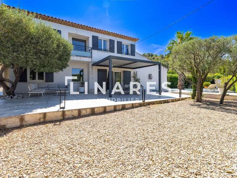 Villa Allauch - 5 bedrooms - 220m²