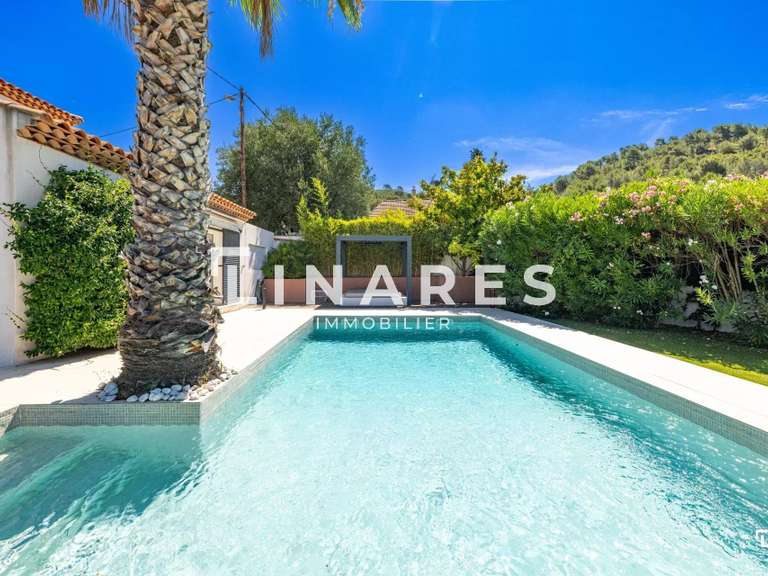 Villa Allauch - 5 bedrooms - 220m²