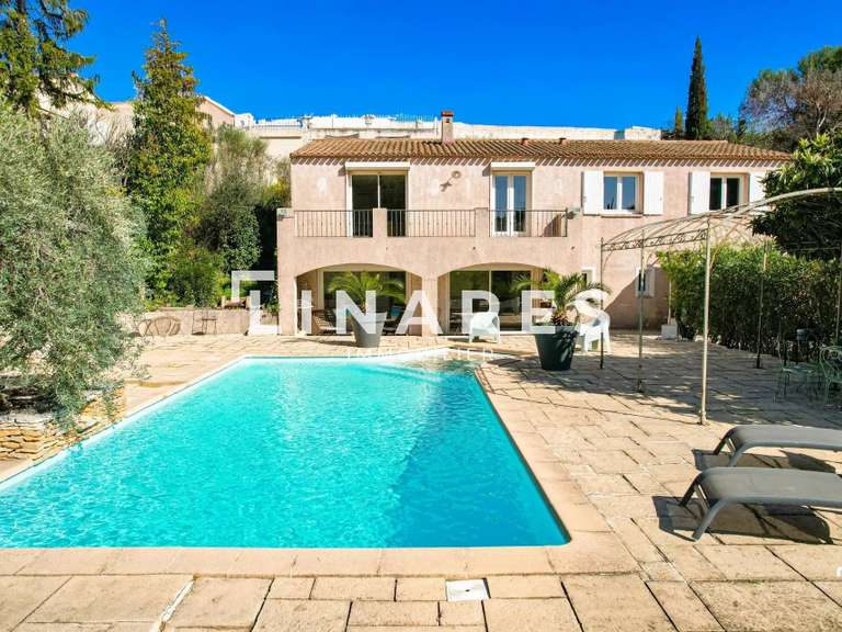 Villa Allauch - 3 chambres - 190m²
