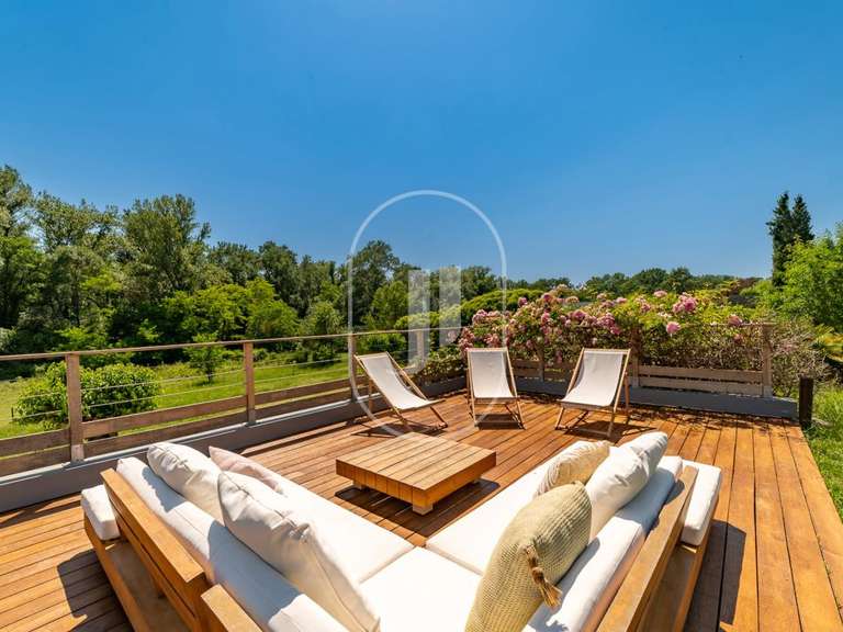 Maison Allègre-les-Fumades - 6 chambres - 177m²