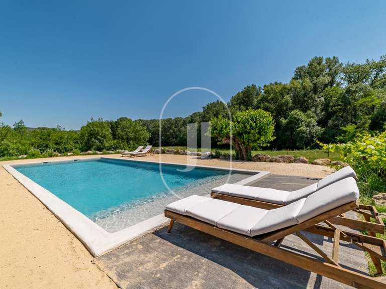 Maison Allègre-les-Fumades - 6 chambres - 177m²