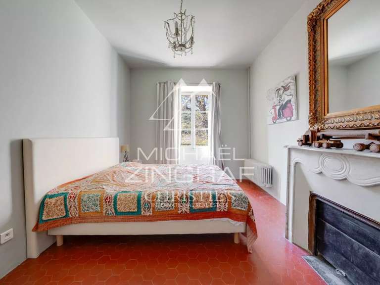 Maison Alleins - 7 chambres - 350m²