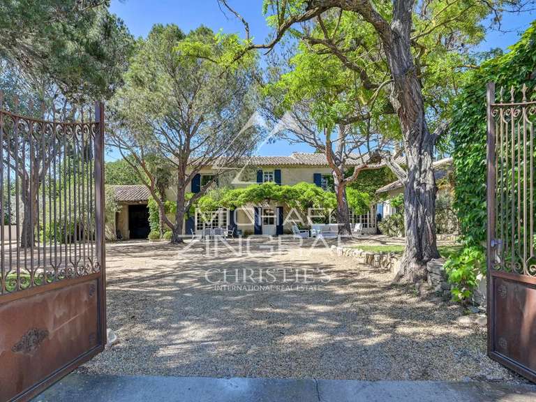Maison Alleins - 4 chambres - 618m²