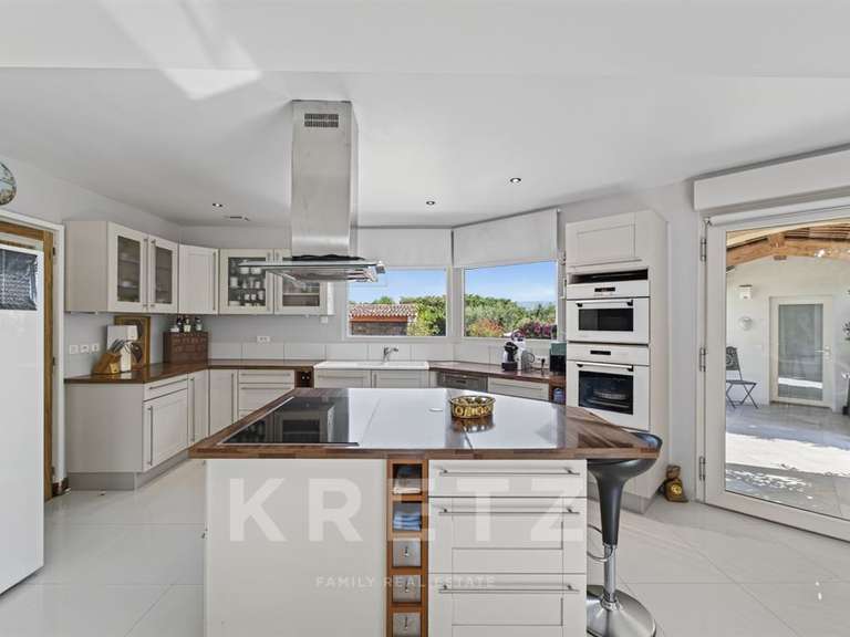 Maison Alleins - 4 chambres - 240m²