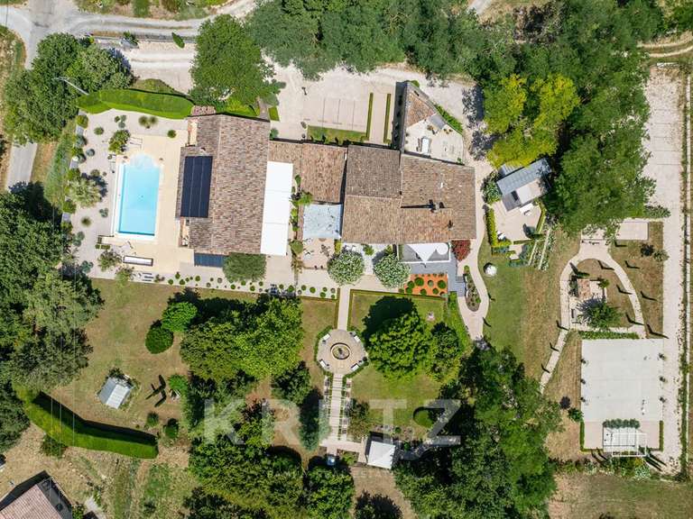 Maison Allex - 8 chambres - 656m²